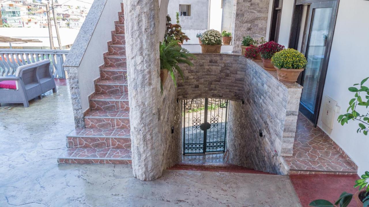Apartments Ishmi In Center Of Ούλτσιν Εξωτερικό φωτογραφία