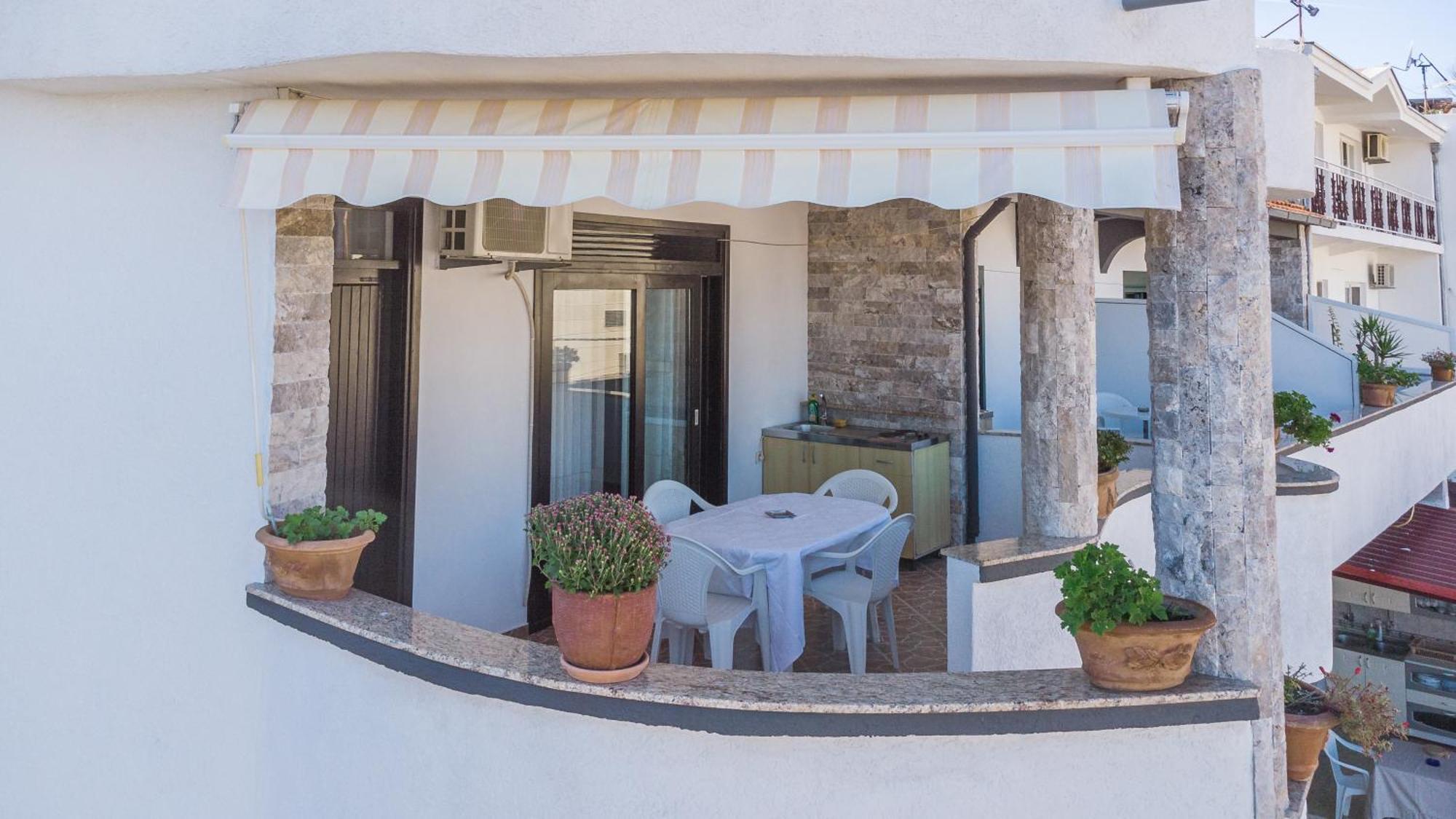 Apartments Ishmi In Center Of Ούλτσιν Δωμάτιο φωτογραφία