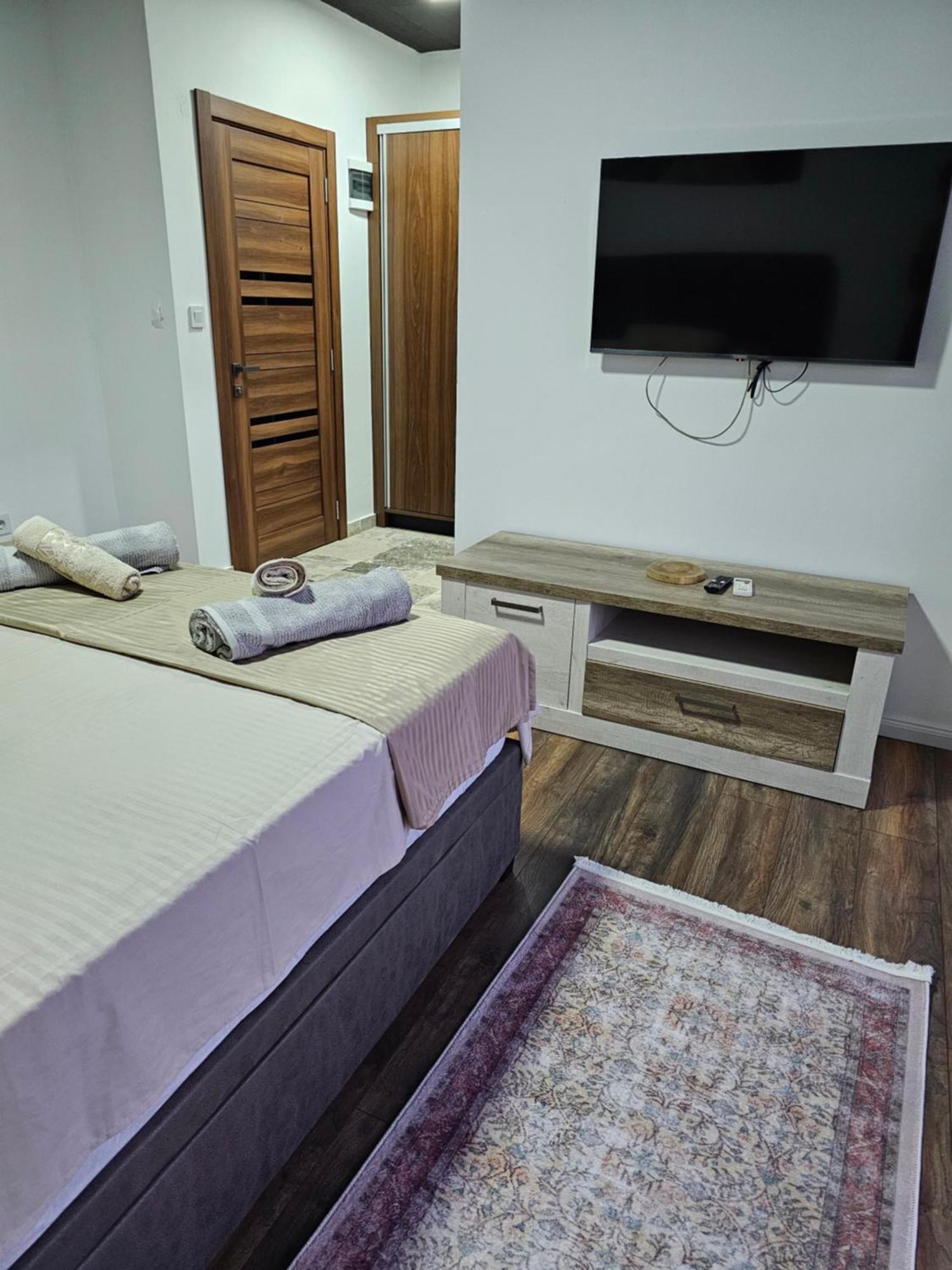 Apartments Ishmi In Center Of Ούλτσιν Εξωτερικό φωτογραφία