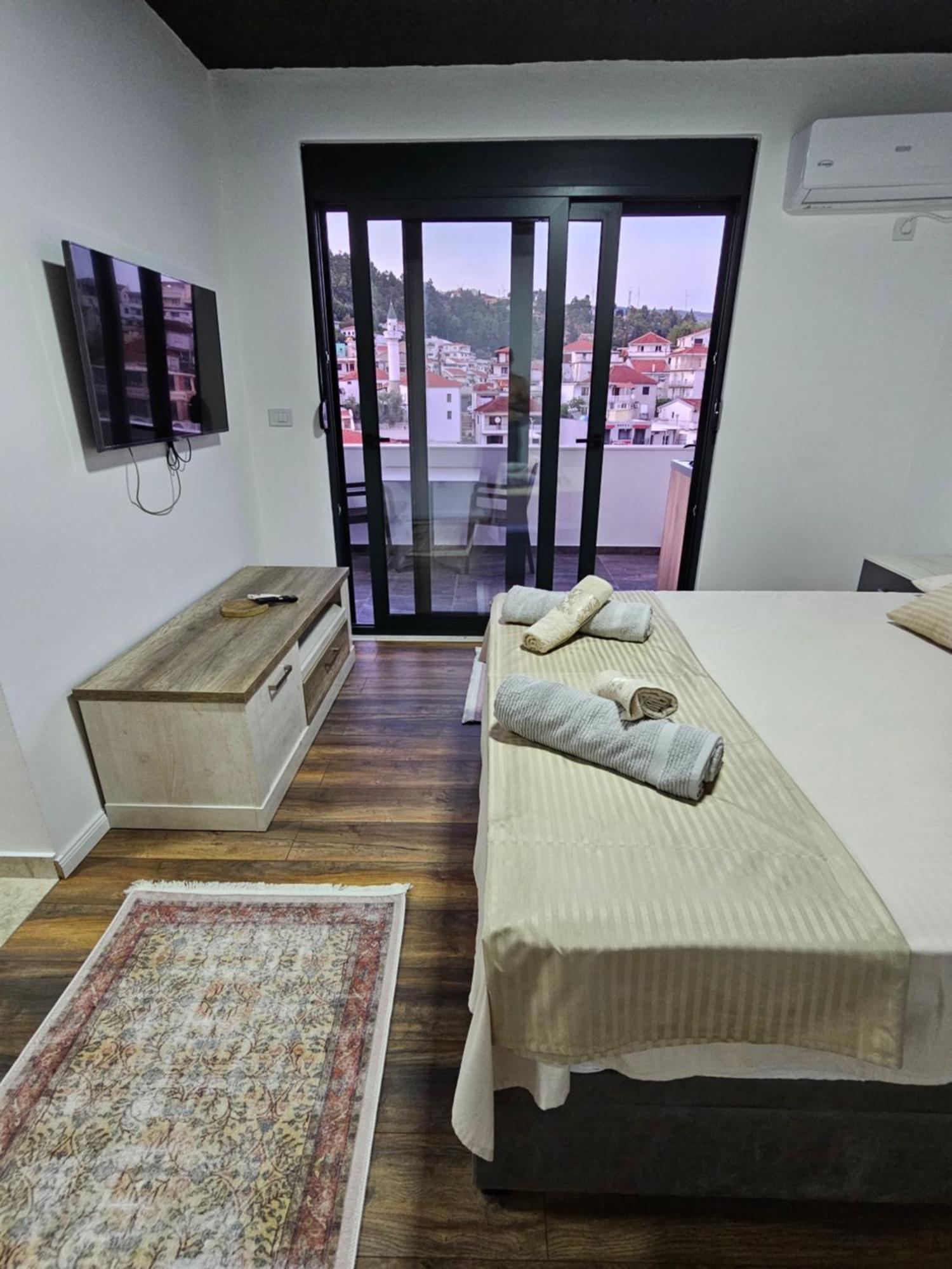 Apartments Ishmi In Center Of Ούλτσιν Εξωτερικό φωτογραφία