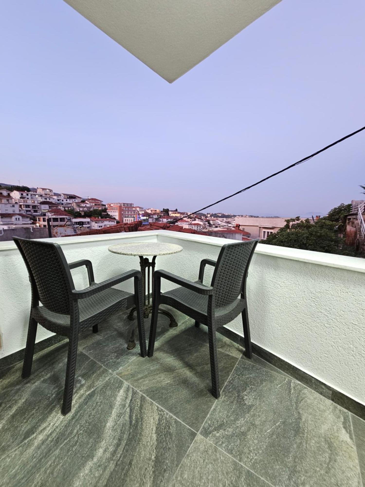 Apartments Ishmi In Center Of Ούλτσιν Εξωτερικό φωτογραφία