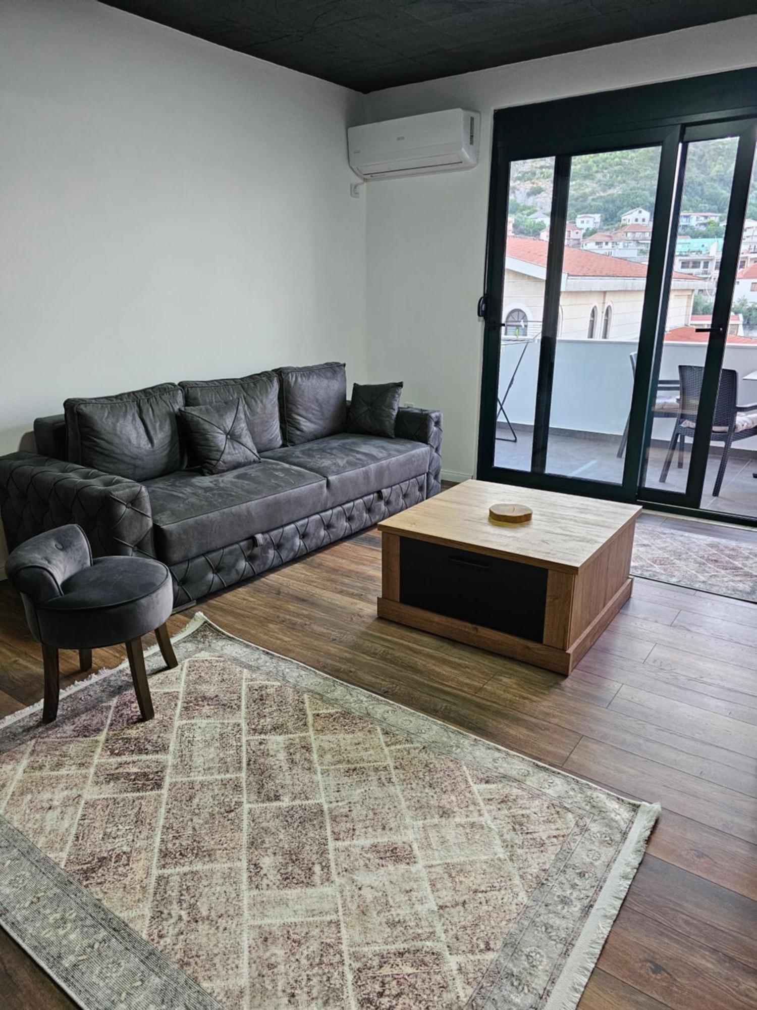 Apartments Ishmi In Center Of Ούλτσιν Εξωτερικό φωτογραφία